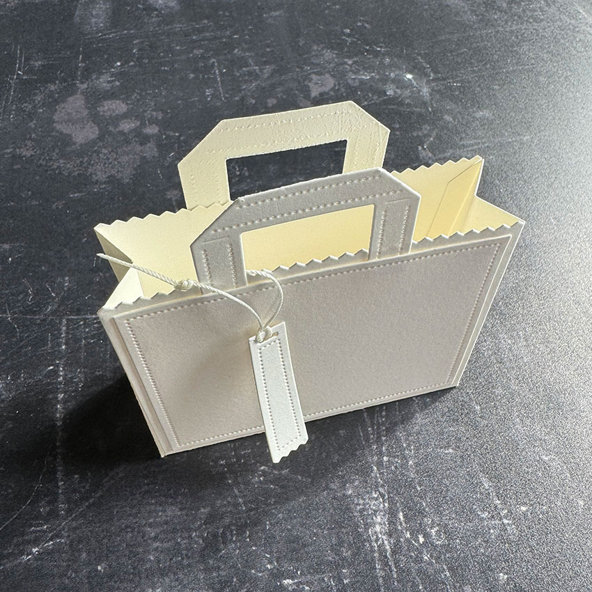 3D Christmas Giftbag Tag Ornam - огляд і ціна Candle Making Guide